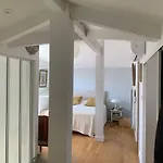 Maison Avec Jardin Clos A Proximite Des Deux Jumeaux