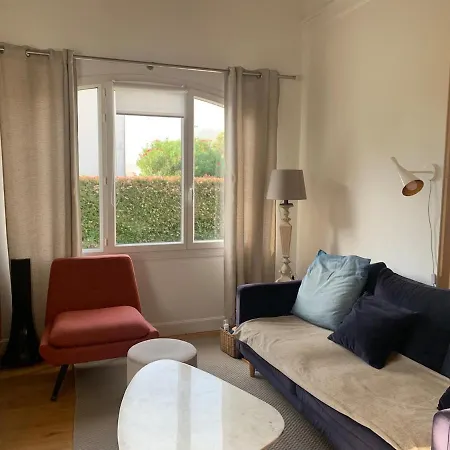 Maison Avec Jardin Clos A Proximite Des Deux Jumeaux *